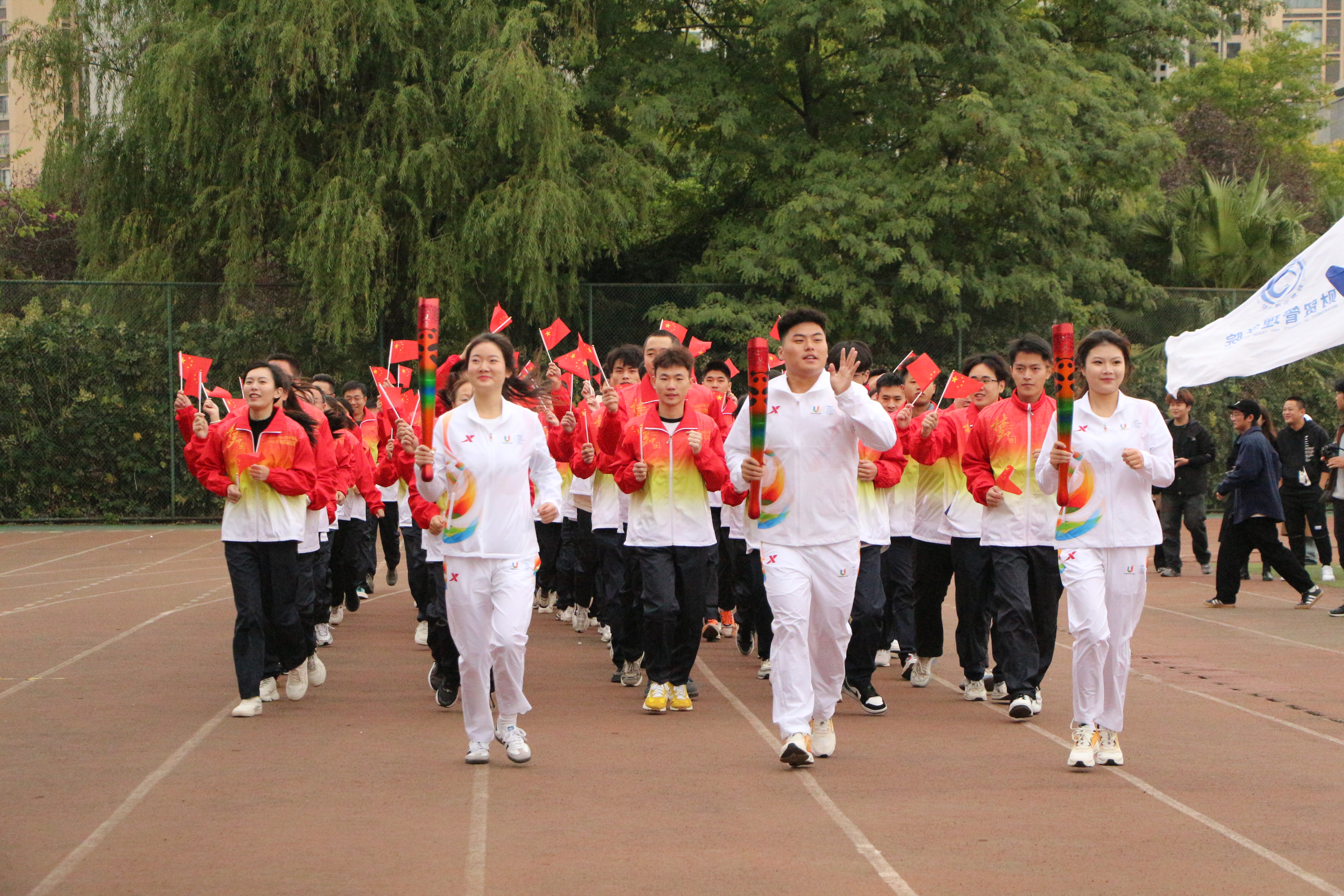 四川成都市技师学院图片